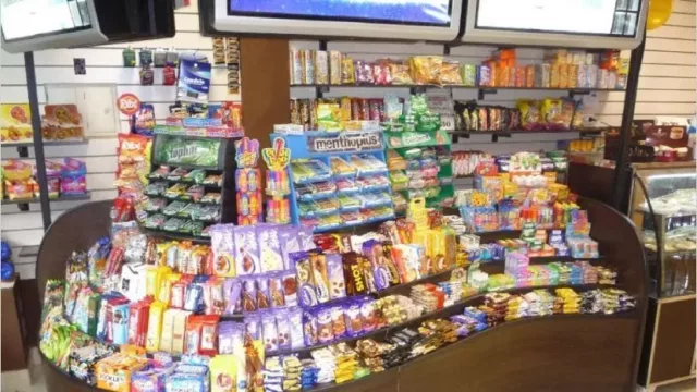 “Acostumbrarse y olvidarse de una pronta solución”: la situación de los kioscos 