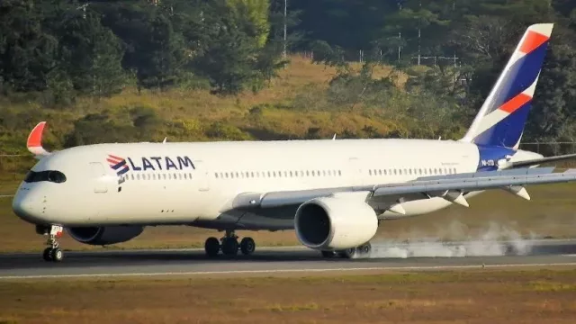 Latam deja de volar entre Buenos Aires, Iguazú, Bariloche, Salta, Tucumán, Mendoza, Córdoba, Neuquén, Comodoro Rivadavia, Río Gallegos, El Calafate y Ushuaia