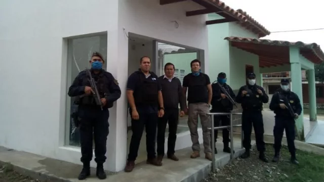 Uno más y van... Banco Macro inauguró un cajero automático en Los Toldos