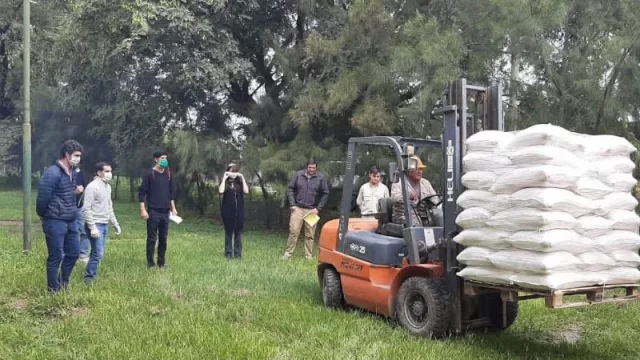 Productores e industriales salteños se unieron para hacer una donación a comedores y merenderos