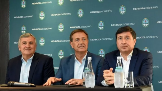 Cannabis (medicinal) y vino: Gerardo Morales y los acuerdos en su paso por Mendoza 