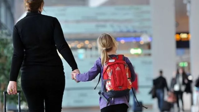 Hasta el 15 de marzo las autorizaciones de viajes para menores seguirán a precio especial