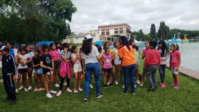 Agrotécnica Fueguina llevó el programa Separemos Juntos a las colonias