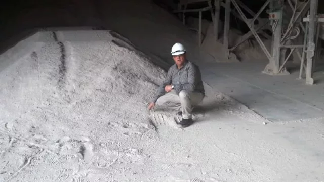 Alonso visitó la planta de Borax: destacó el aprovechamiento integral de hidroboracita