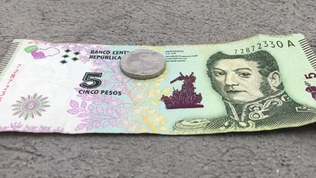 Los billetes de cinco pesos tendrán vigencia hasta fines de febrero