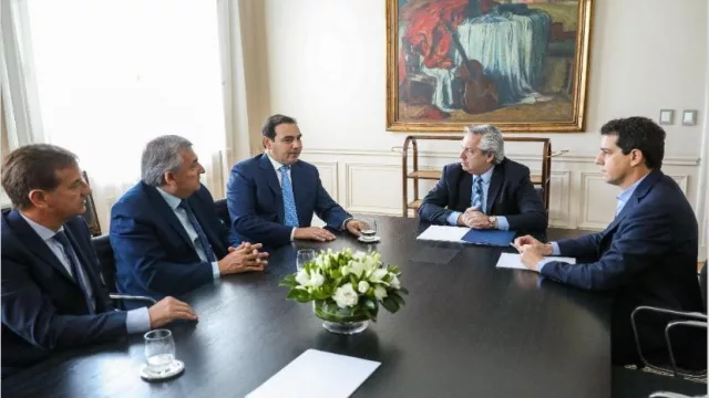 El Gobierno acuerda con las provincias congelar por un año la baja de impuestos