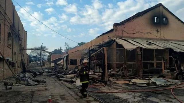 La firma tucumana Budeguer complicada por el incendio en el ingenio La Esperanza 