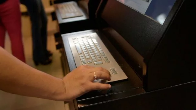 Rentas sumó otra opción para pagar impuestos provinciales: ahora se puede usar la tarjeta Mastercard