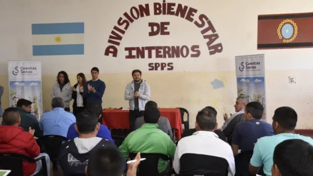 Banco Macro llevó su programa Cuentas Sanas al Penal de Villa Las Rosas