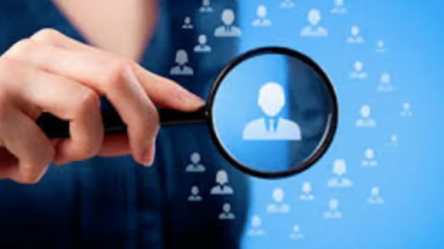 Búsquedas laborales: atención al cliente, administración y responsable de compras