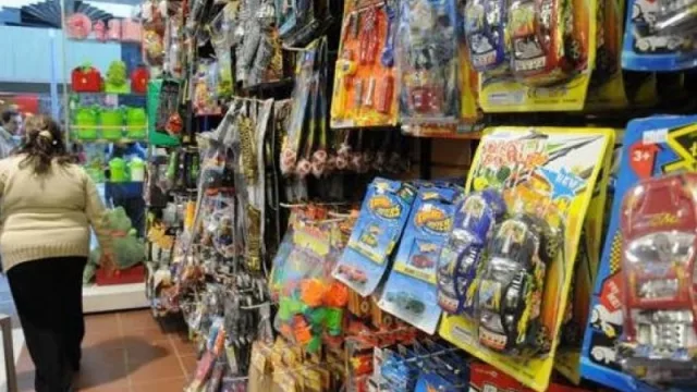 Este fin de semana es el Día del Niño, y aunque no hubo alzas bruscas de precios, las ventas vienen muy flojas