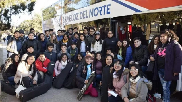 La Veloz del Norte y una renovada apuesta por la cultura: conciertos gratuitos en Salta y Jujuy