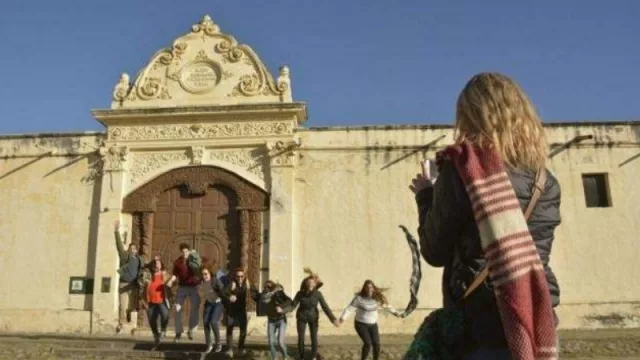 La plataforma de viajes Kayak ubicó a Salta en el Top 5 de los destinos turísticos “de moda”