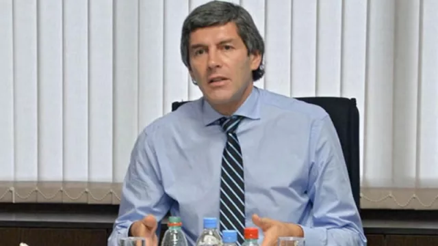 Sorpresiva renuncia de Fernando Yarade a la Jefatura de Gabinete en medio de acusaciones de espionaje y extorsión