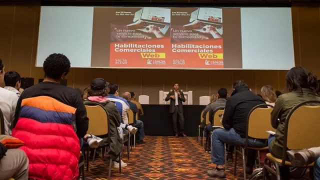 La Municipalidad capacita a comerciantes y emprendedores en Habilitaciones Simplificadas