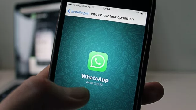 La aplicación de mensajería instantánea WhatsApp contará con publicidad a partir del año que viene