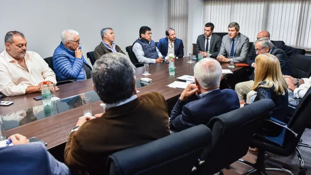 Salta garantiza las condiciones para la inversión minera, pero el sector espera hasta las próximas elecciones