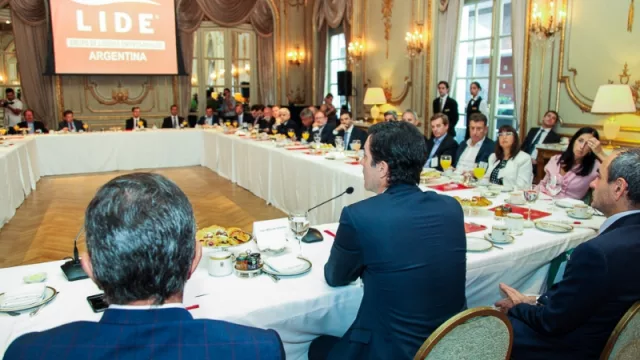 Ante empresarios, Urtubey pidió “volver a incentivar la inversión productiva y la creación de trabajo”