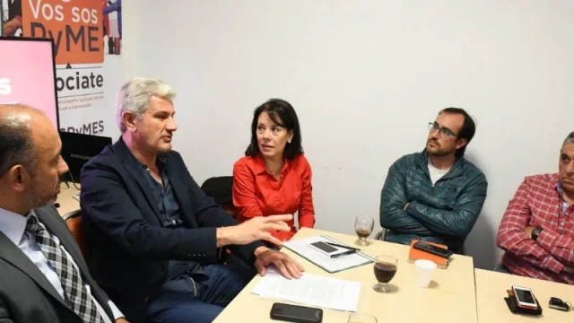 Ante empresarios Pyme, el diputado nacional Andrés Zottos propuso una ley que frene los cierres de empresas