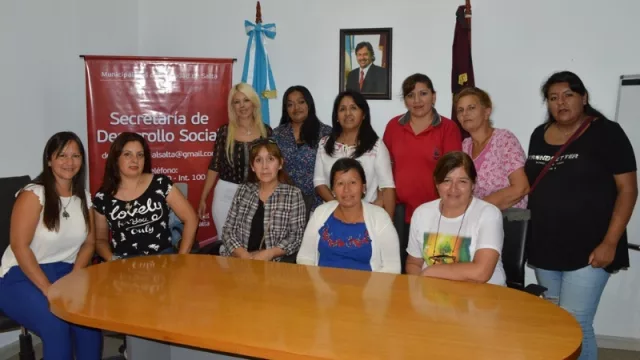 Conformaron un grupo de “Emprendedoras Solidarias” para dar talleres en los barrios