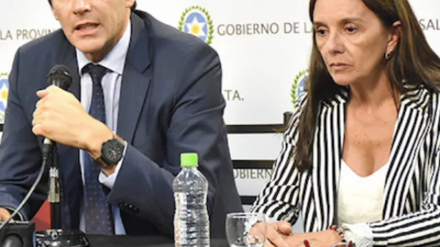 El gobierno provincial hizo anuncios en medio de una encrucijada