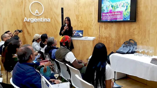 Salta sigue promocionando sus atractivos turísticos; ahora en Bogotá, Colombia