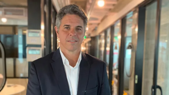 Un exLatam es el nuevo CEO de Flybondi: Sebastián Pereira al sillón que dejó Julian Cook