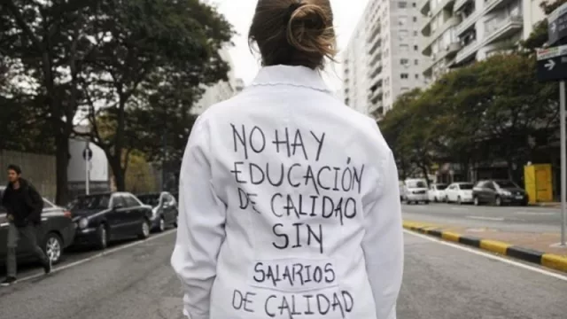 En el país de los ciegos, los salarios docentes de Salta destacan en el promedio nacional