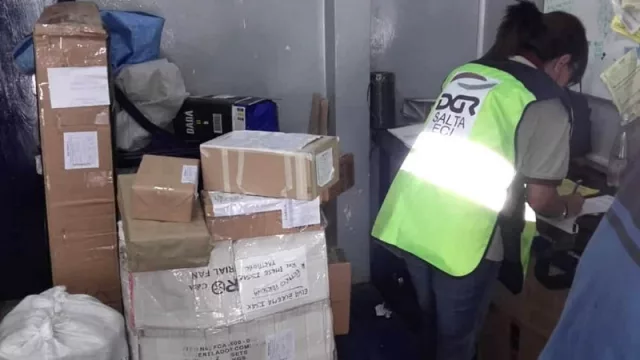 Aumentan los controles contra el comercio ilegal, y en enero Rentas secuestró más de 800 bultos