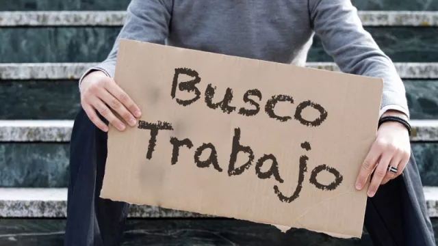 Según la consultora Randstad, sólo el 58% de las personas que buscan trabajo están desempleadas