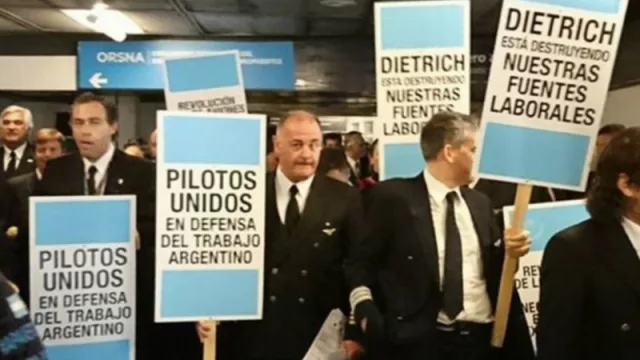 En época de viajes por vacaciones, aeronáuticos no llegan a un acuerdo y declararán el estado de alerta