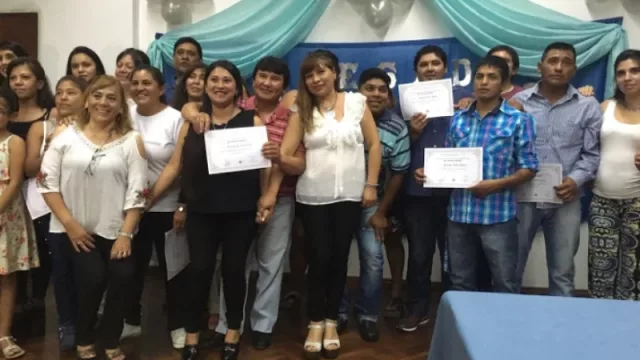 Gracias a Edesa, 37 personas pudieron terminar la escuela primaria y secundaria