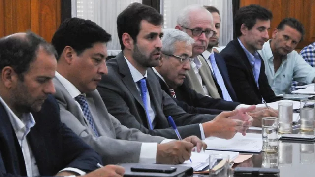 El ministro Estrada y su equipo defendieron en la Legislatura el proyecto de Presupuesto 2019