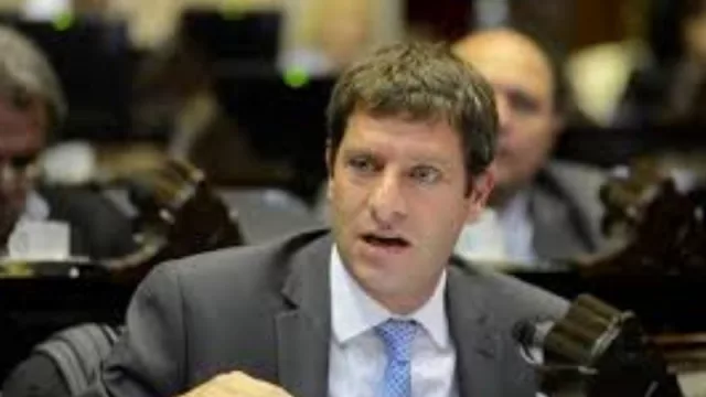 Javier David lanza un nuevo espacio: “En Movimiento”