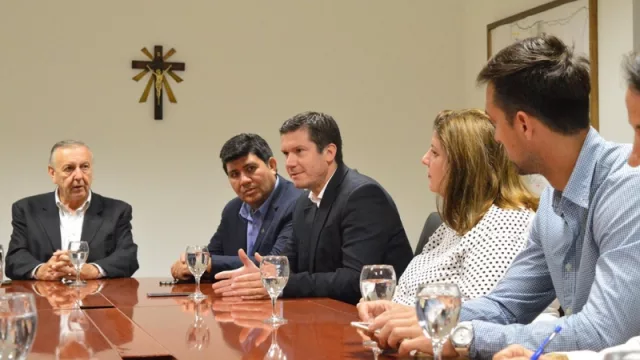 Avanza la modernización: desde marzo el visado de planos en la Municipalidad sólo podrá hacerse en forma digital