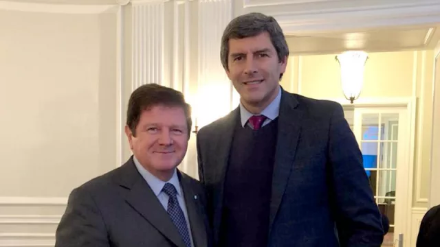 El jefe de Gabinete Fernando Yarade buscó inversiones en Estados Unidos, donde palpitó las elecciones legislativas