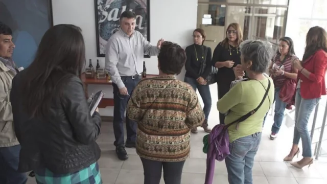 Cerveza Salta abrió su planta para recibir funcionarios y legisladores