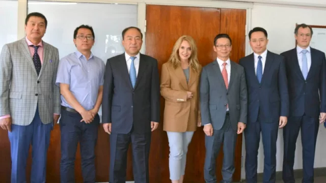 Una empresa china analiza ampliar sus inversiones para producir litio en la Puna salteña