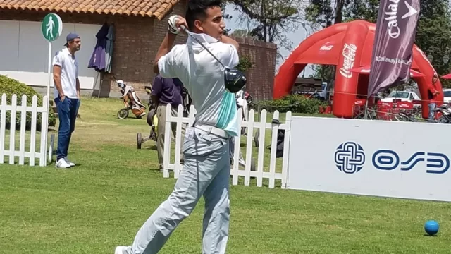 Franco Romero lidera el Abierto General Martín Miguel de Güemes Copa OSDE: el rosarino anotó 64 (-7)