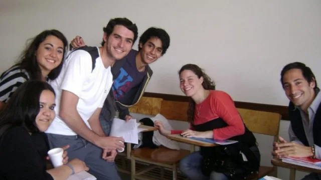 ¿Estás terminando el colegio y todavía no sabés qué vas a estudiar? Vení a buscar tu Hoja de Ruta