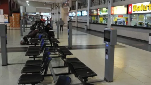 El paro nacional de mañana será sin transporte, sin bancos ni clases: el comercio abrirá para pilotear la crisis