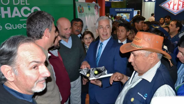 Funcionarios salteños buscaron generar oportunidades de negocios en la ExpoChaco, en Bolivia