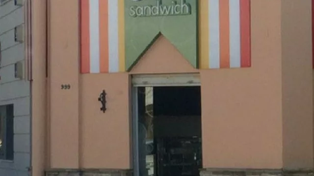 DM Sandwich: el valor agregado es lo de adentro