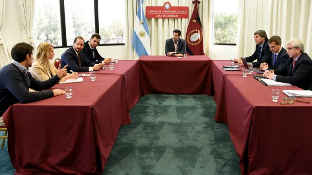 Reunión del gabinete económico: analizaron el impacto de las medidas para reducir el déficit