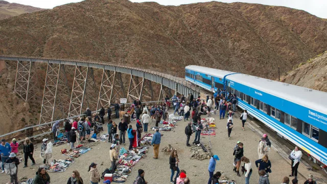Las salidas temáticas del Tren a las Nubes lograron la aprobación de los pasajeros