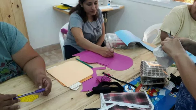 Dictan cursos gratuitos en decoración y reciclado para emprendedores