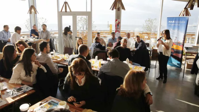 Es tiempo de remar todos juntos: Públicos y privados en una misma mesa