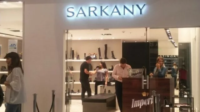 Combo perfecto en Alto Noa Shopping: exquisita cerveza, importantes descuentos y buenas marcas