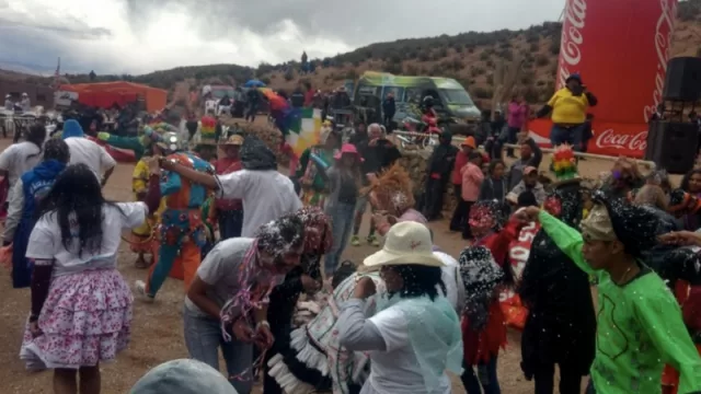 Mineros solidarios: La Polvorilla se vistió de fiesta para recibir al Carnaval más alto del mundo