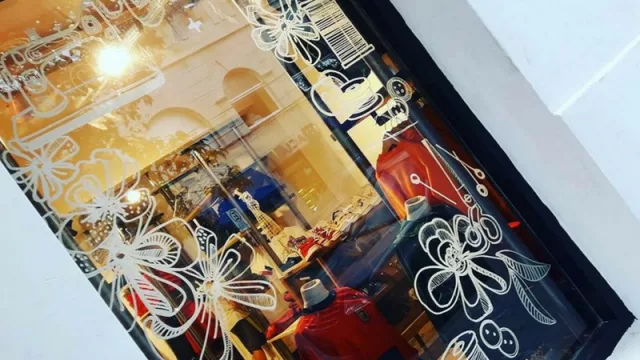 Vestir para comunicar: Rosario BZ cucitura abrió su nuevo local en Dean Funes 595